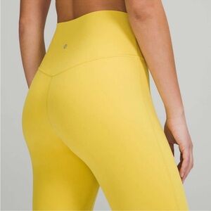 Align High Rise 28" Legging size 4